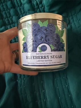 Bath & Body Works Blueberry Sugar Limited Edition Candle